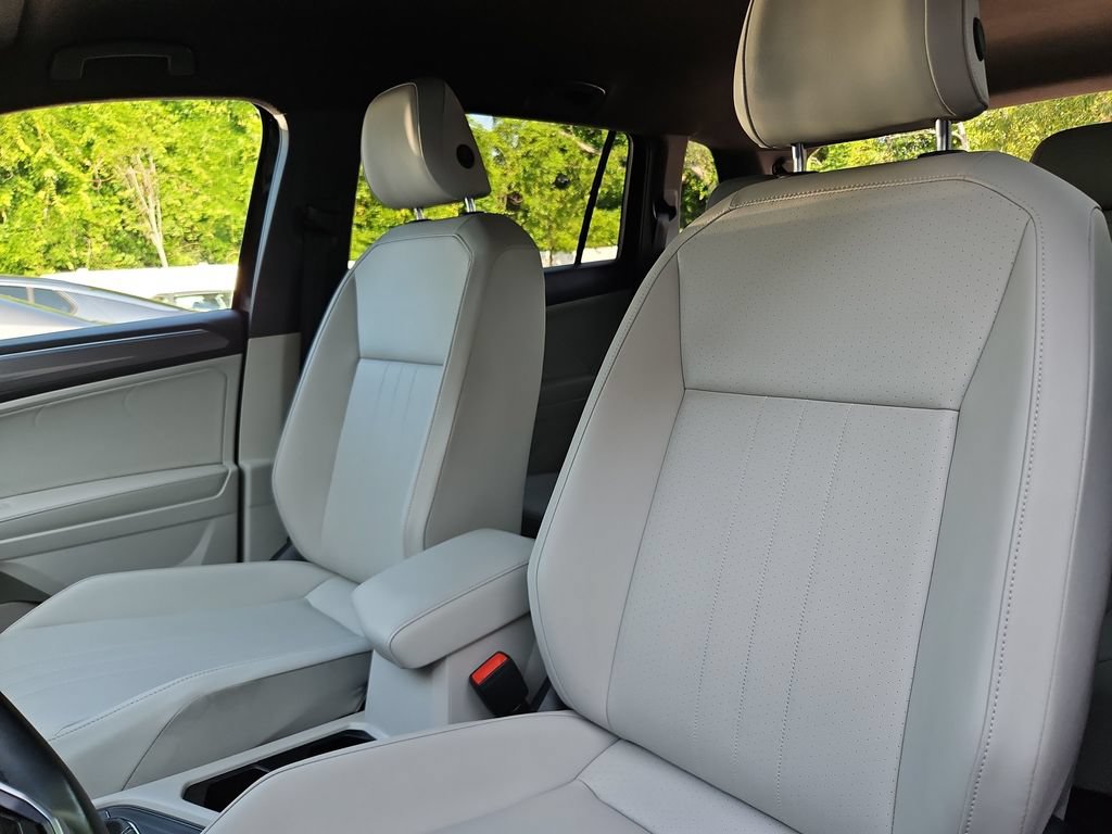 Used 2022 Volkswagen Tiguan SE R-Line FWD image 23