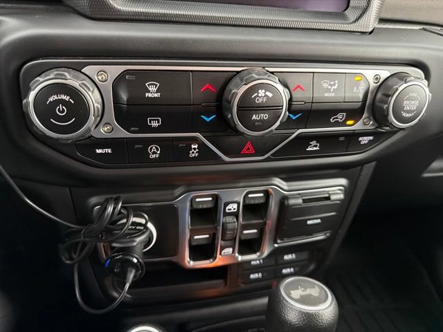 Used 2023 Jeep Wrangler Unlimited Sport AWD/4WD image 23