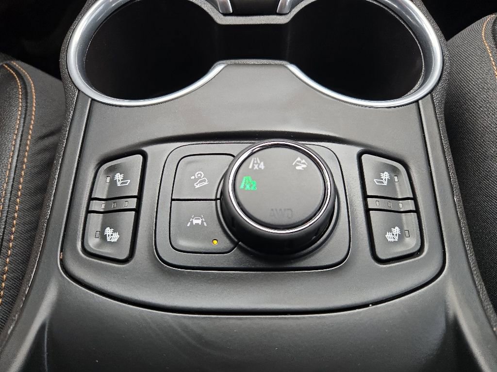 Used 2020 GMC Terrain SLT w/ Preferred Package AWD/4WD image 28