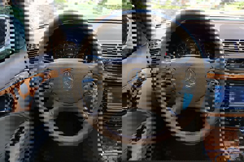 Used 2007 Mercedes-Benz E 350 Sedan image 17