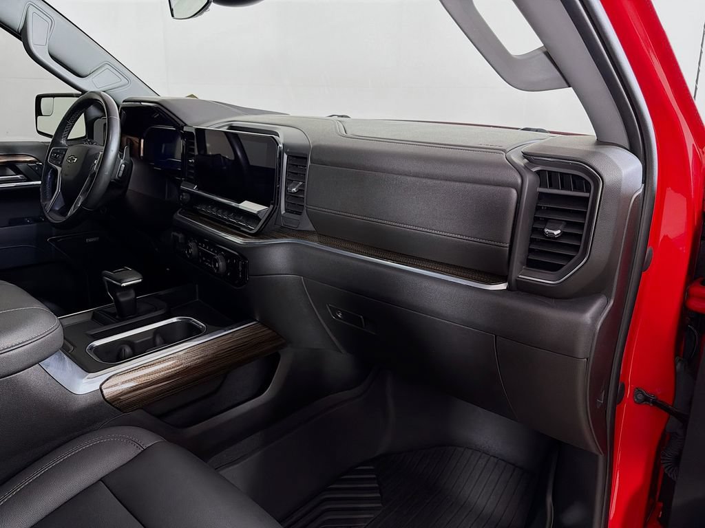 Used 2023 Chevrolet Silverado 1500 RST AWD/4WD image 26