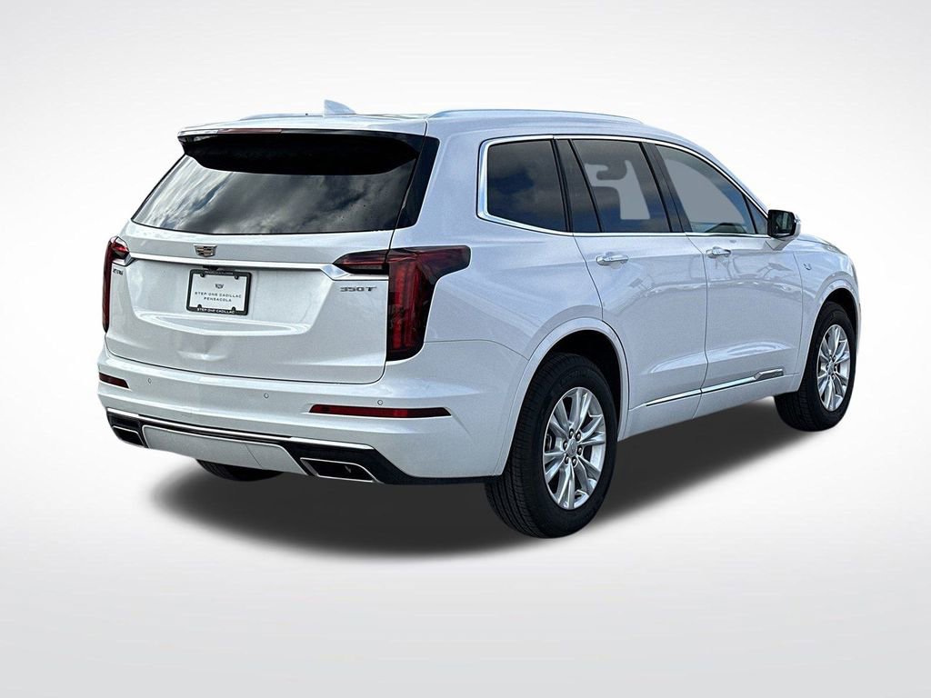 New 2025 Cadillac XT6 Luxury FWD image 7
