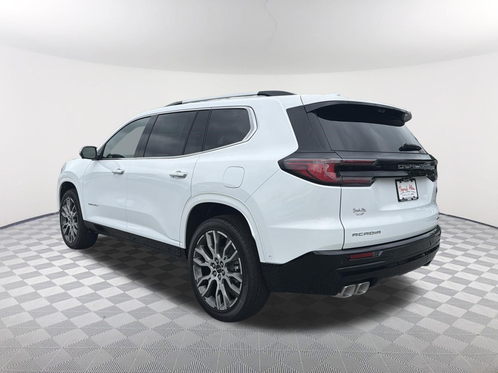 New 2027 GMC Acadia Denali Ultimate w/ LPO, Floor Liner Package FWD image 8
