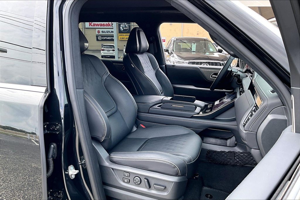 Used 2026 INFINITI QX80 Autograph w/ Premium Cargo Package AWD/4WD image 10
