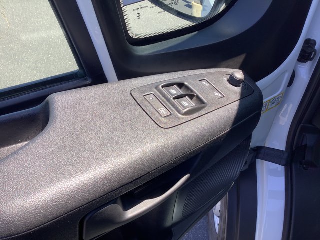 Used 2026 RAM ProMaster 2500 w/ Convenience Group FWD image 10