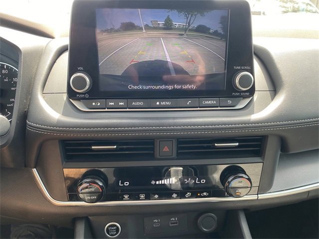 Used 2023 Nissan Rogue SV image 20