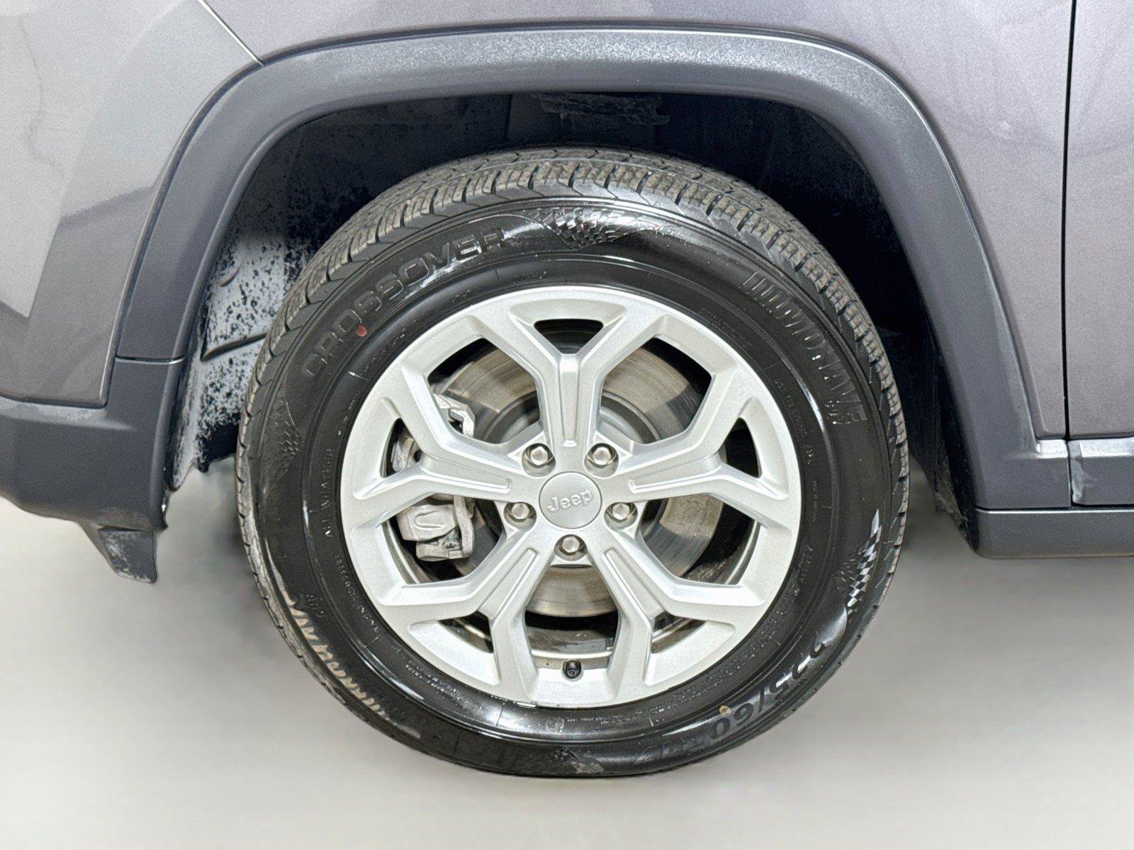 Used 2024 Jeep Compass Sport AWD/4WD image 27