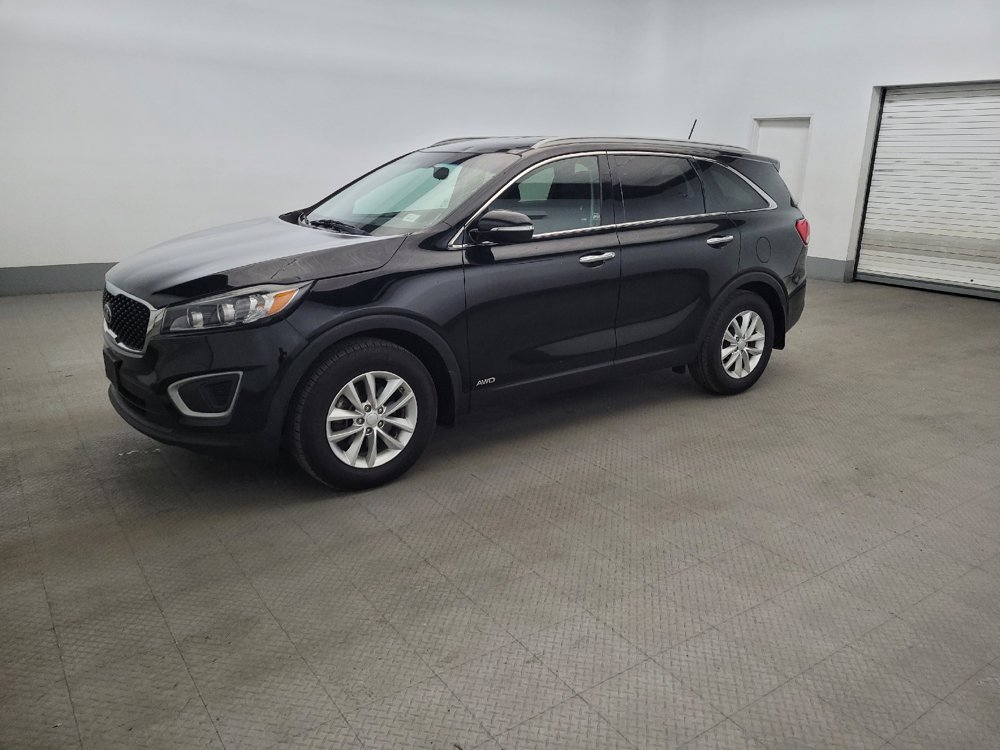 Used 2017 Kia Sorento AWD image 2