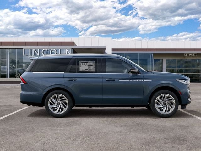 New 2027 Lincoln Navigator Reserve AWD/4WD image 5