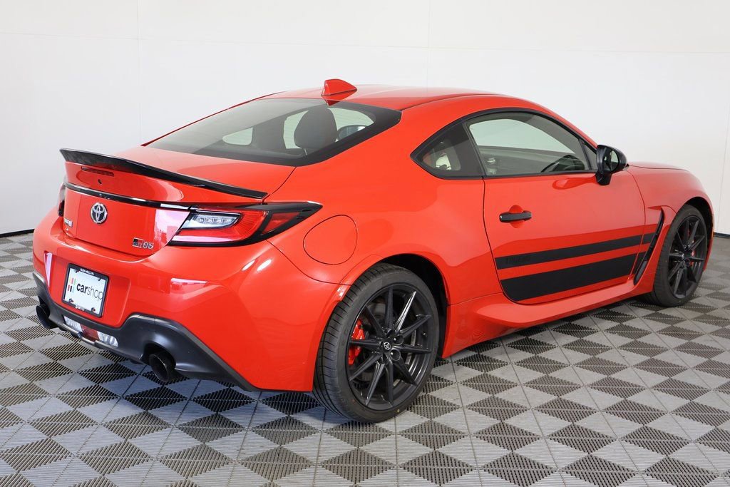 Used 2024 Toyota GR86 TRUENO Edition image 4