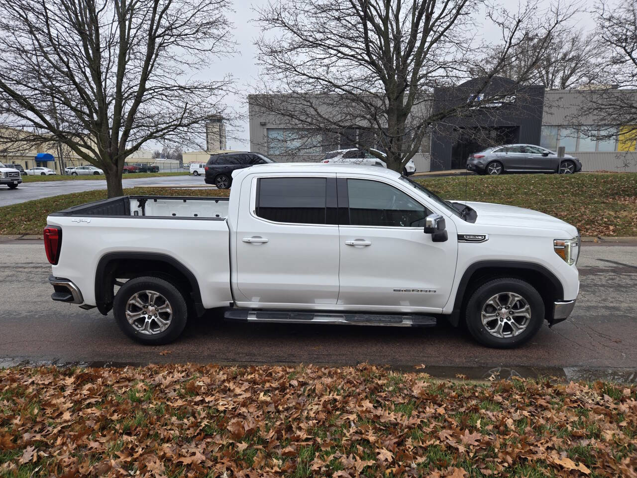 Used 2021 GMC Sierra 1500 SLE image 5