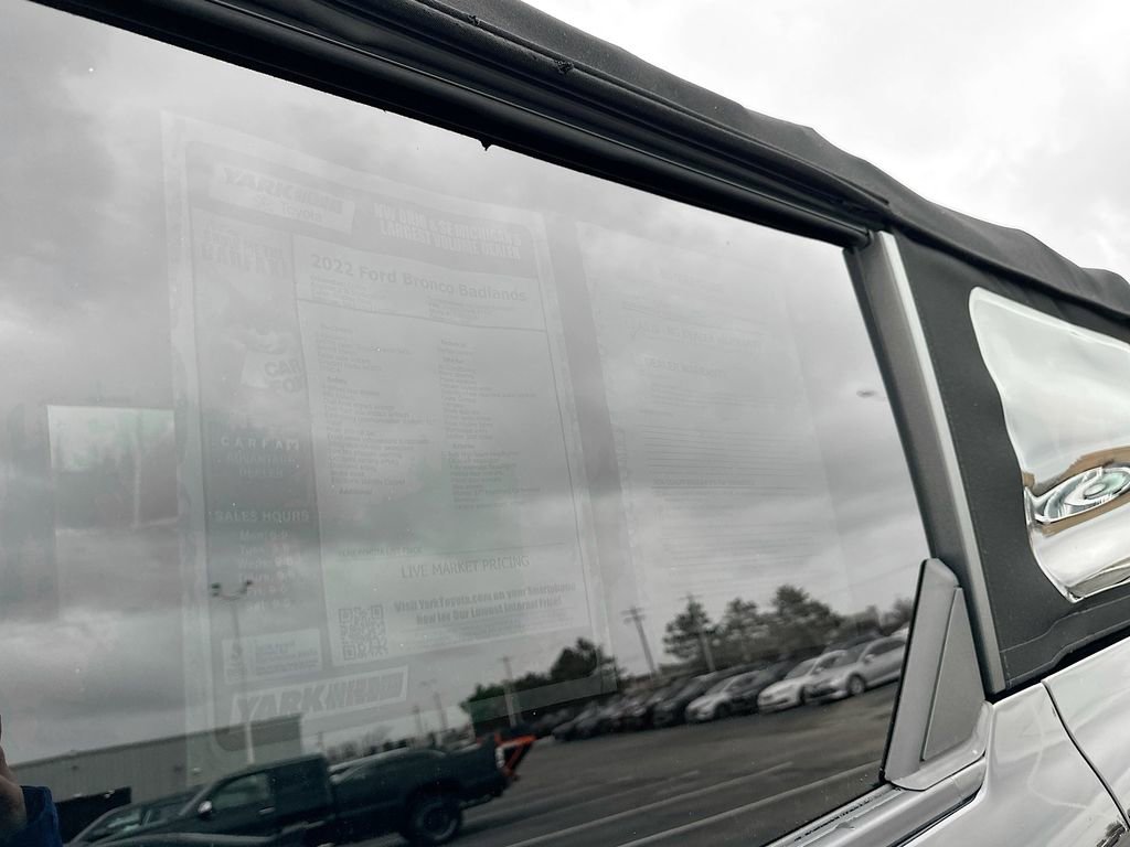 Used 2022 Ford Bronco Badlands image 40