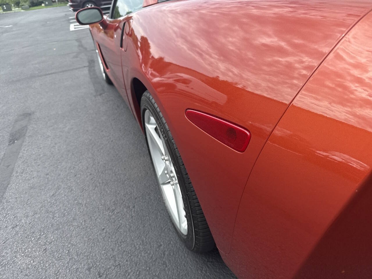 Used 2005 Chevrolet Corvette Coupe w/ Preferred Equipment Group RWD image 23