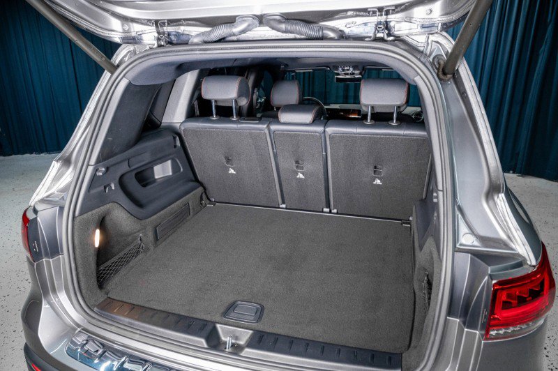 Certified 2023 Mercedes-Benz EQB 350 4MATIC SUV image 6