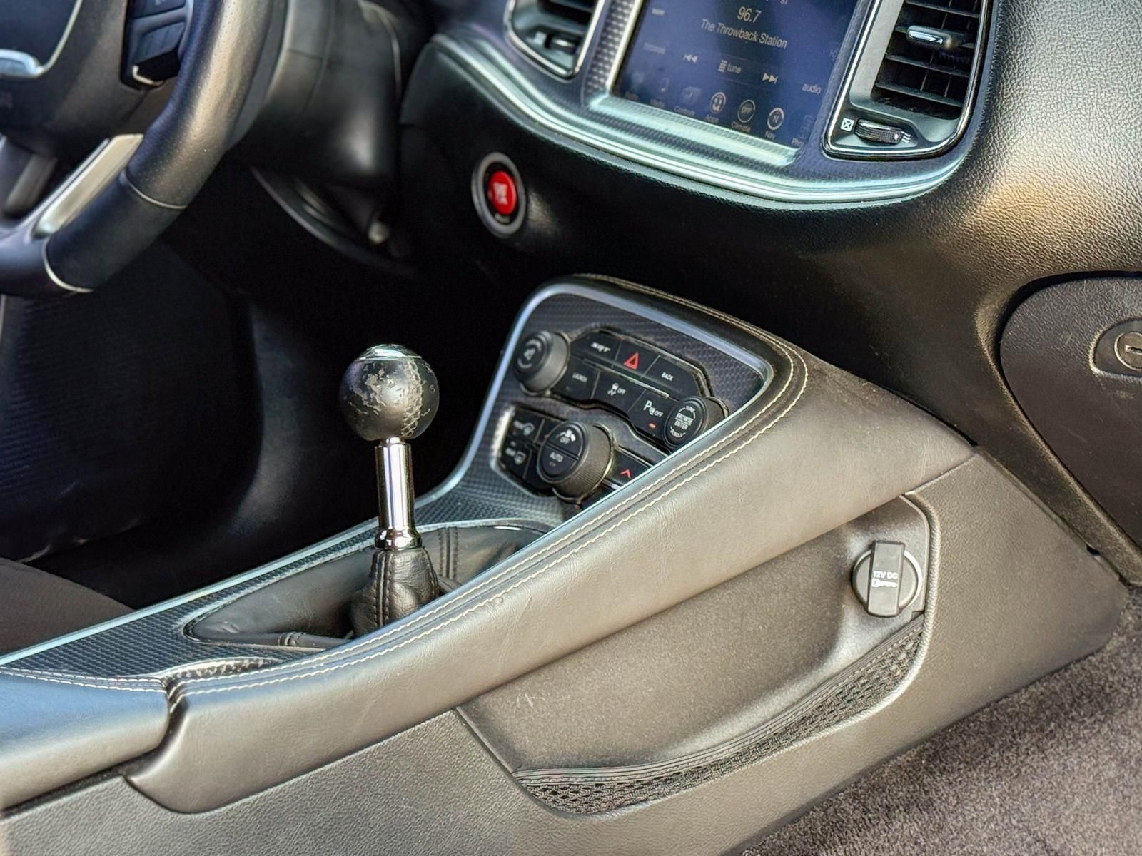 Used 2015 Dodge Challenger SRT Hellcat image 6