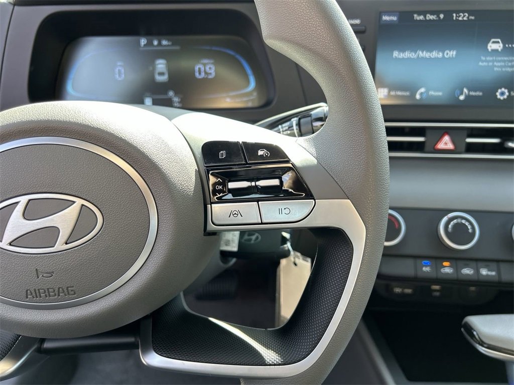 New 2026 Hyundai Elantra SE image 24