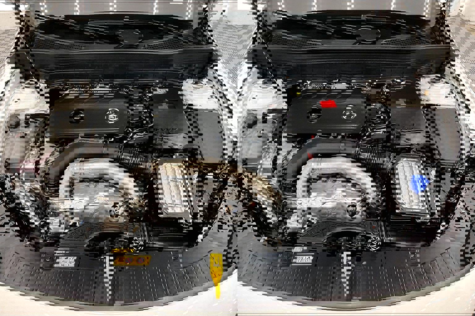 Used 2026 Mercedes-Benz GLB 250 image 9