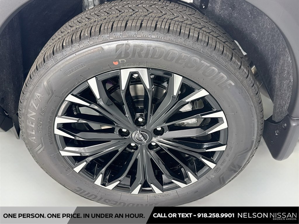 New 2026 Nissan Rogue Dark Armor FWD image 31