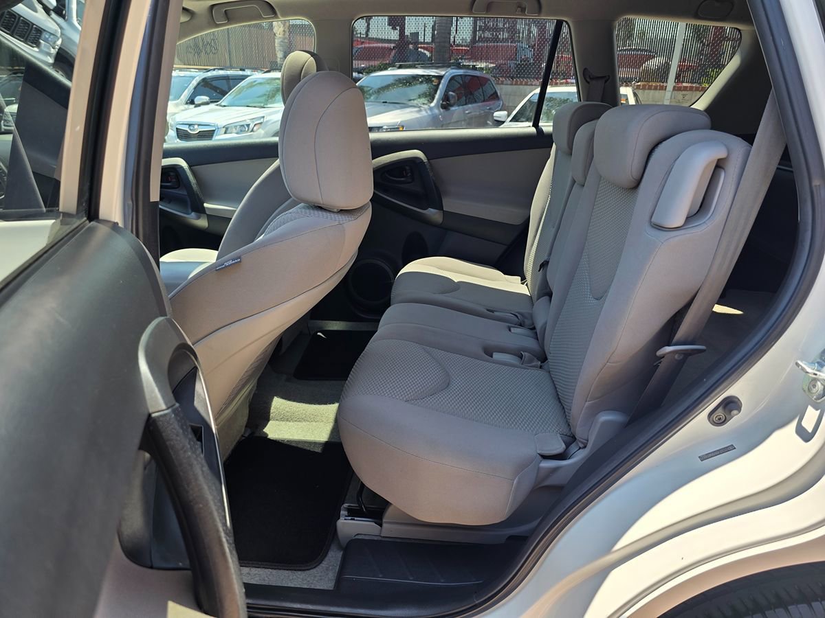 Used 2011 Toyota RAV4 2WD w/ Upgrade Value Pkg image 22