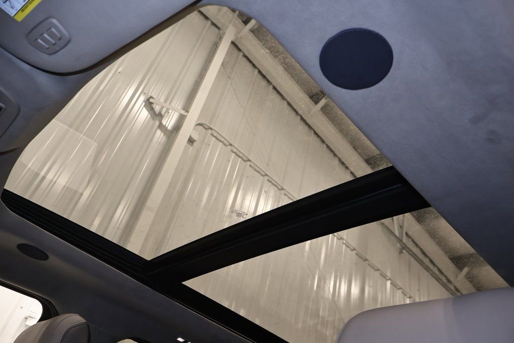 New 2026 Ford F450 Platinum w/ Platinum Plus Package image 30