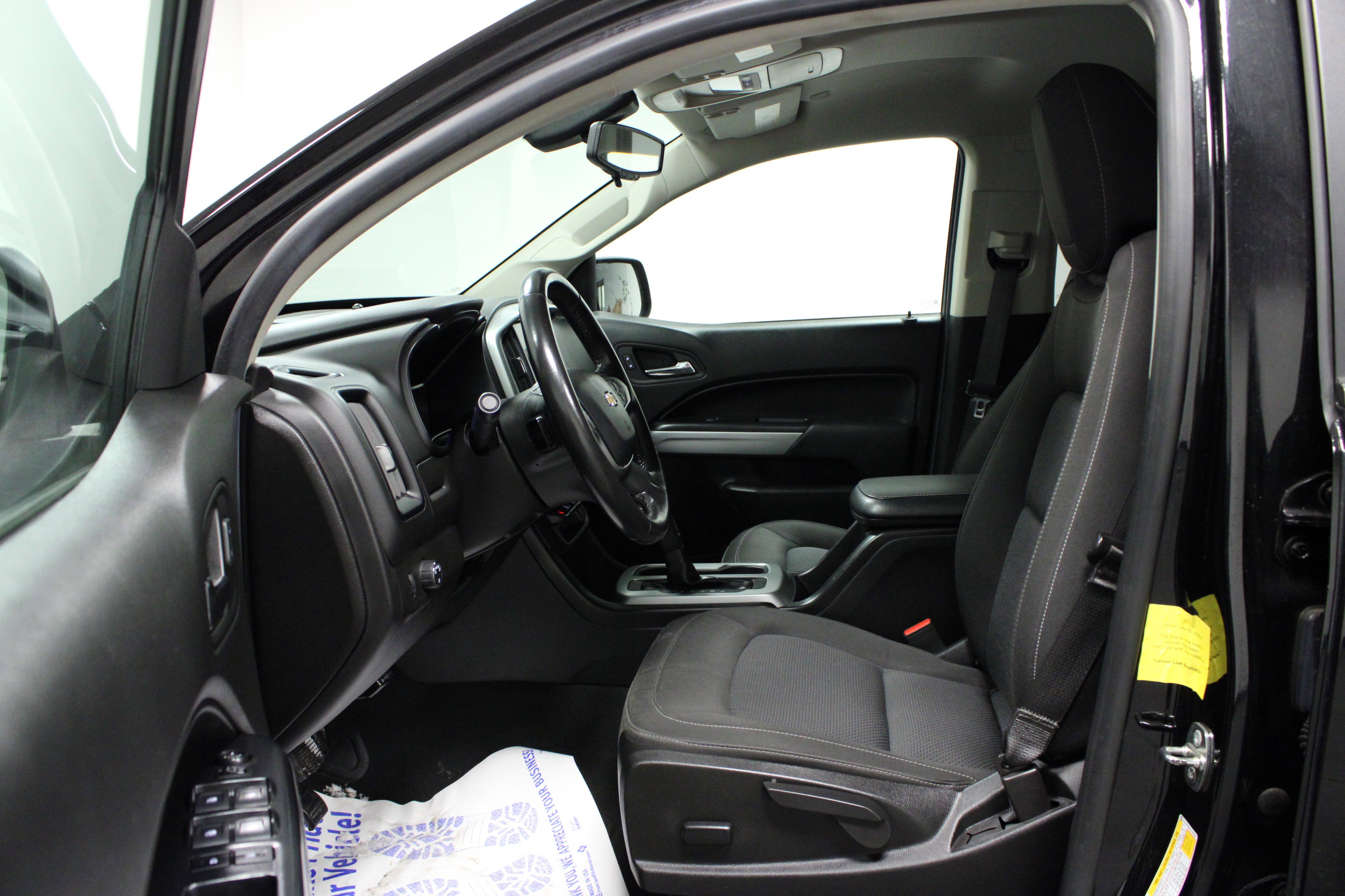 Used 2019 Chevrolet Colorado LT image 12