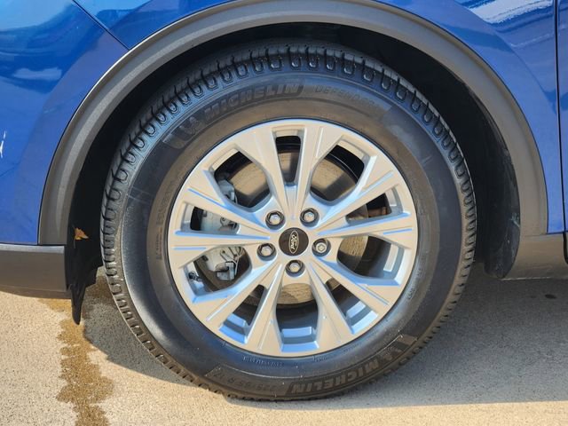 Used 2023 Ford Escape Active w/ Cold Weather Package FWD image 18