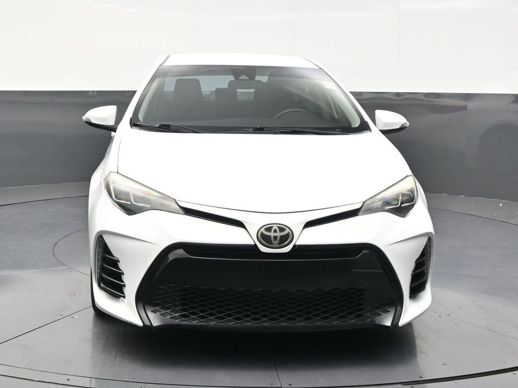Used 2017 Toyota Corolla FWD image 2