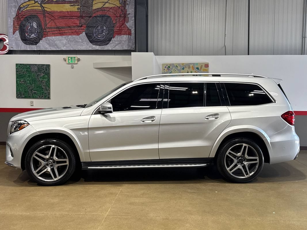 Used 2019 Mercedes-Benz GLS 550 4MATIC image 4