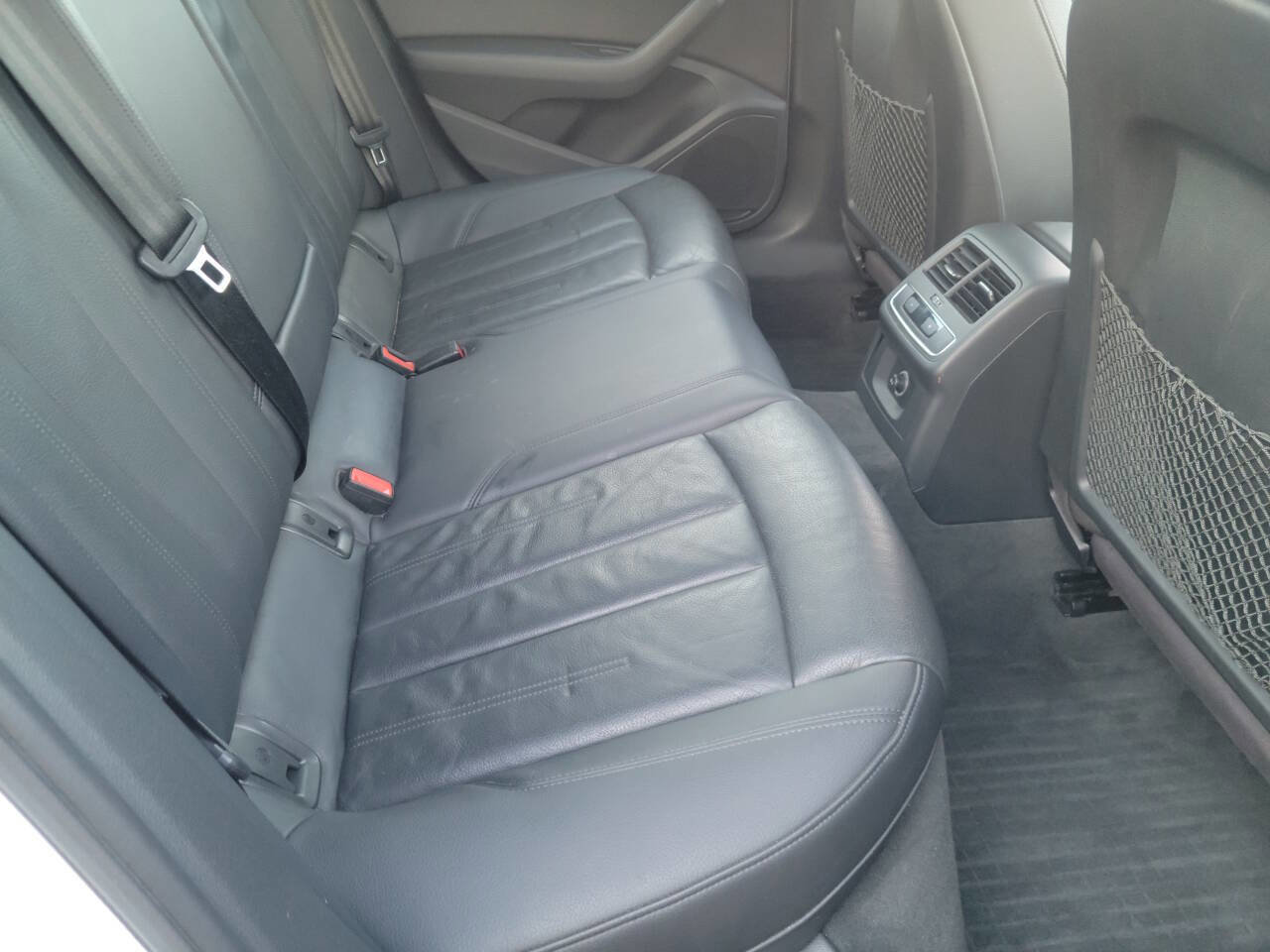 Used 2018 Audi A4 2.0T Premium w/ Convenience Package image 34