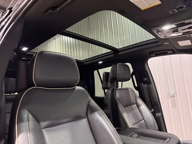 Used 2021 GMC Yukon SLT w/ SLT Premium Package AWD/4WD image 27
