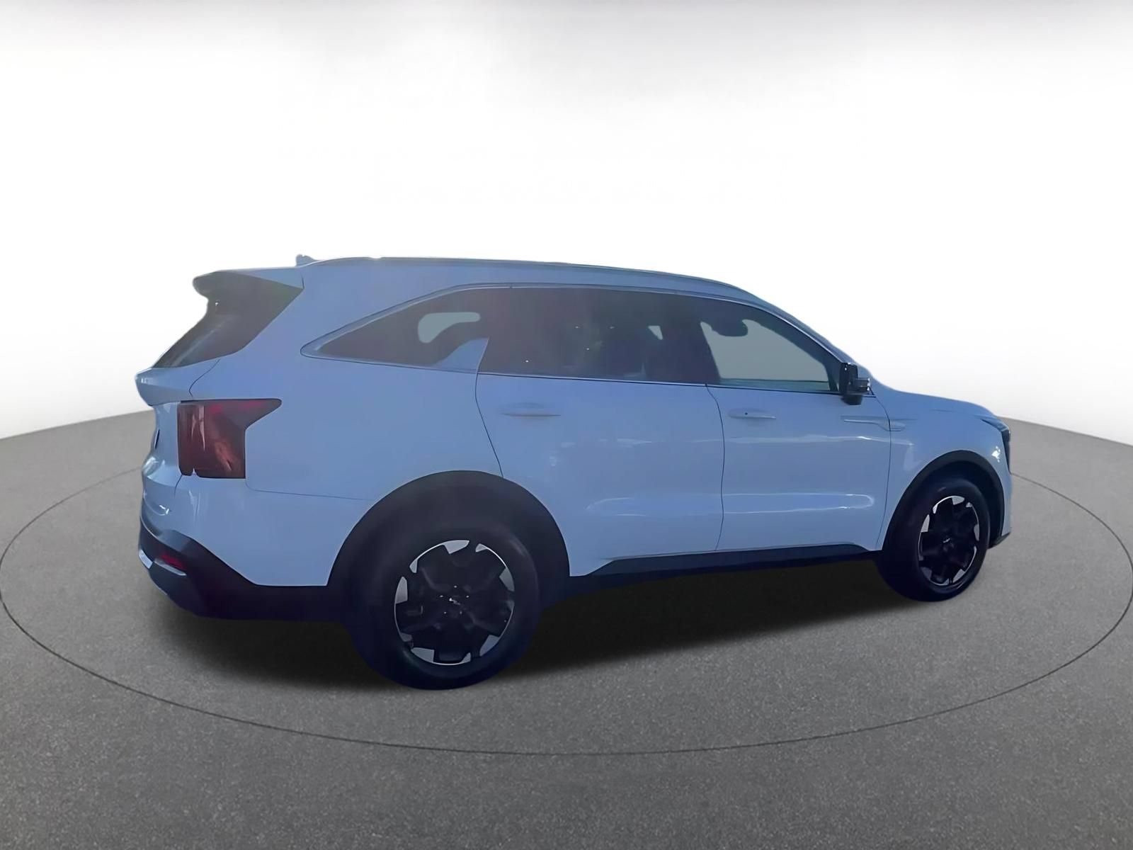 Used 2024 Kia Sorento S FWD image 14