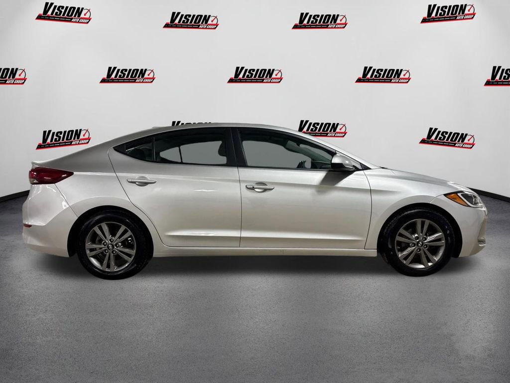 Used 2018 Hyundai Elantra Value Edition image 4