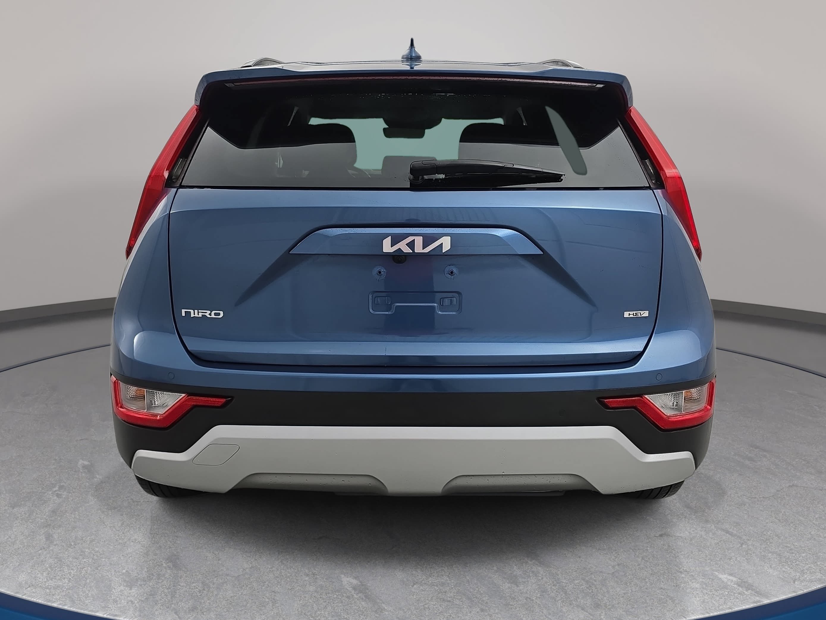 Used 2023 Kia Niro EX FWD image 6