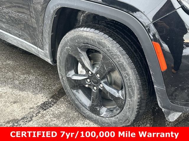 Certified 2023 Jeep Grand Cherokee L Laredo image 7