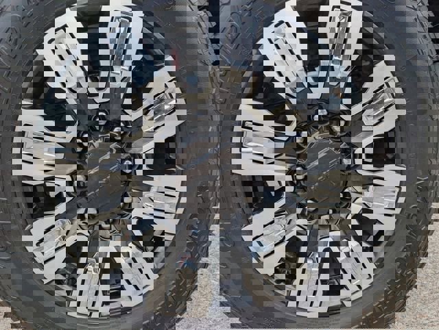 Used 2024 GMC Sierra 2500 Denali w/ Denali Reserve Package image 7