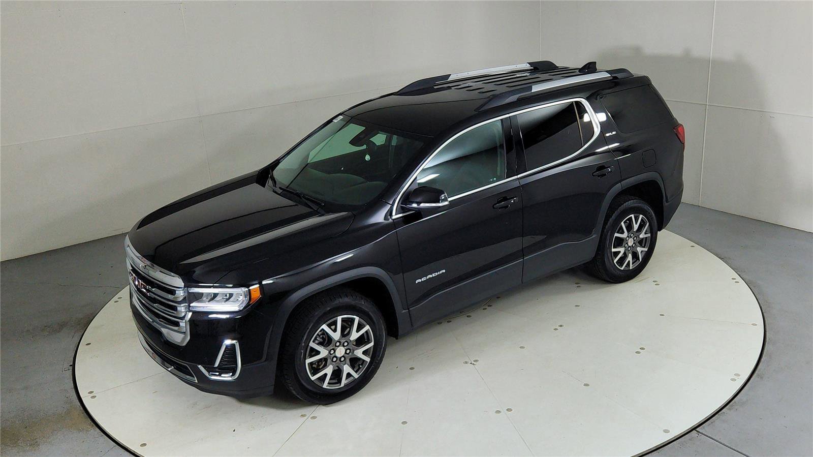 Used 2023 GMC Acadia SLE w/ Driver Convenience Package image 40