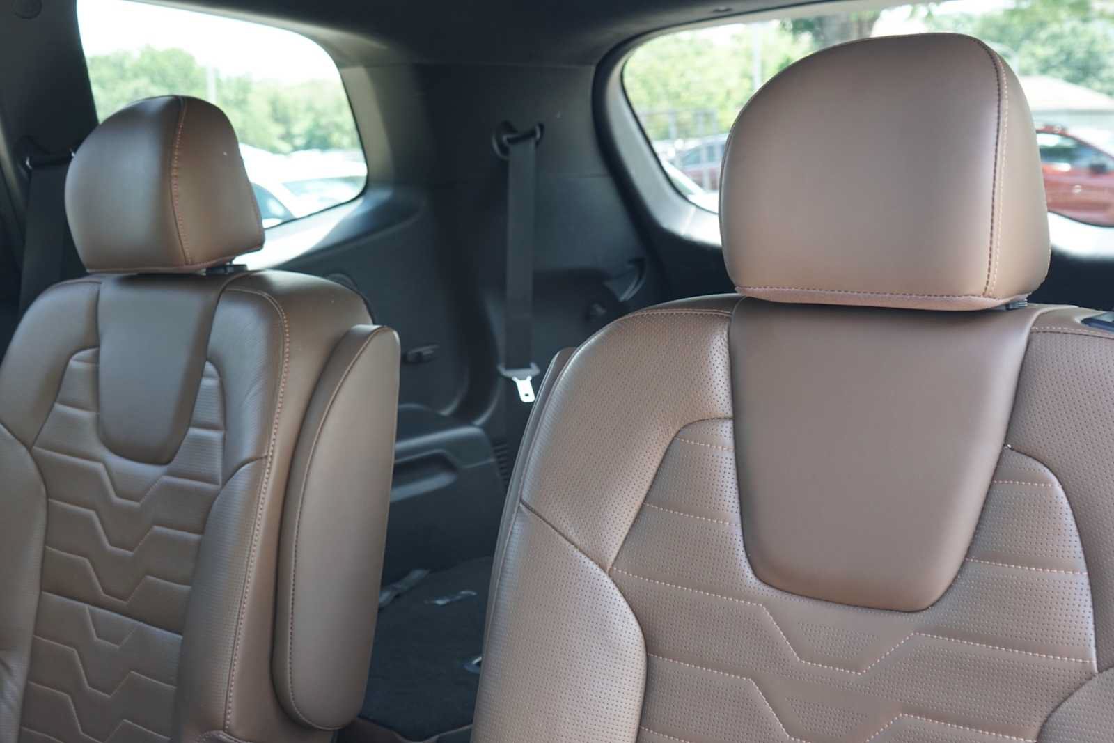 Certified 2022 Kia Telluride SX w/ SX Prestige Package AWD/4WD image 23