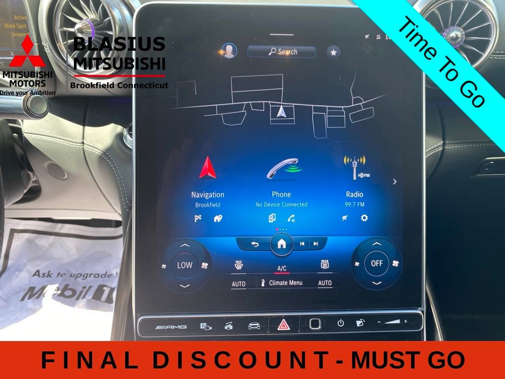 Used 2022 Mercedes-Benz SL 55 AMG 4MATIC w/ Driver Assistance Package image 43