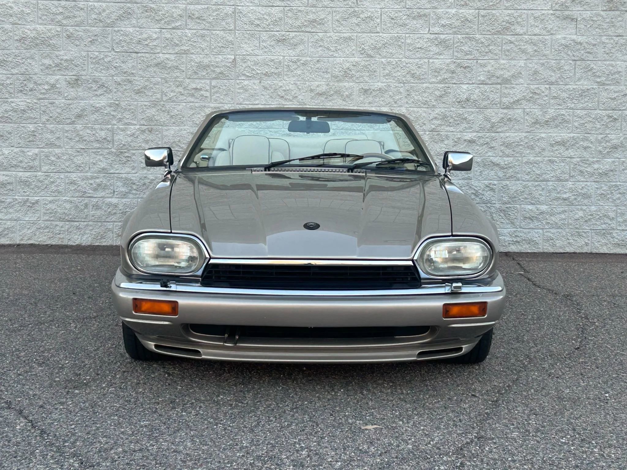 Used 1996 Jaguar XJS 4.0 Convertible image 2