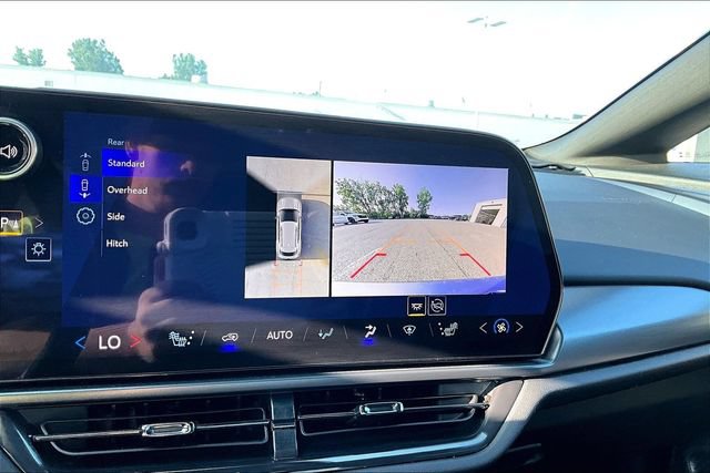 Certified 2025 Chevrolet Equinox EV RS AWD/4WD image 20