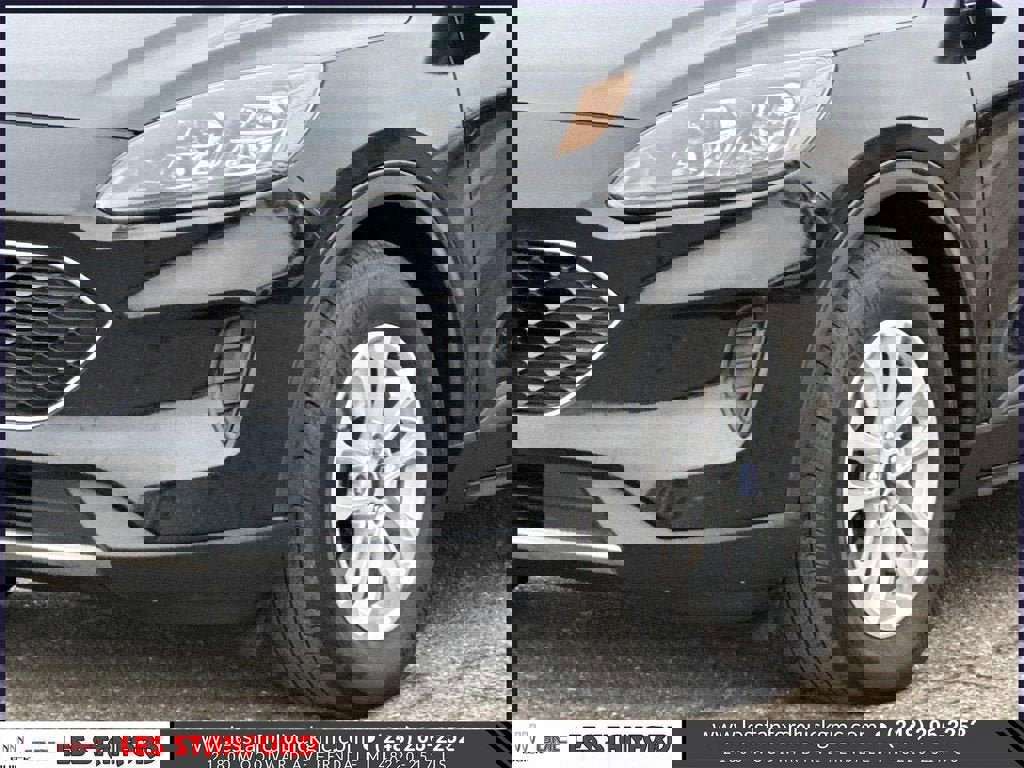 Used 2022 Ford Escape SE image 9