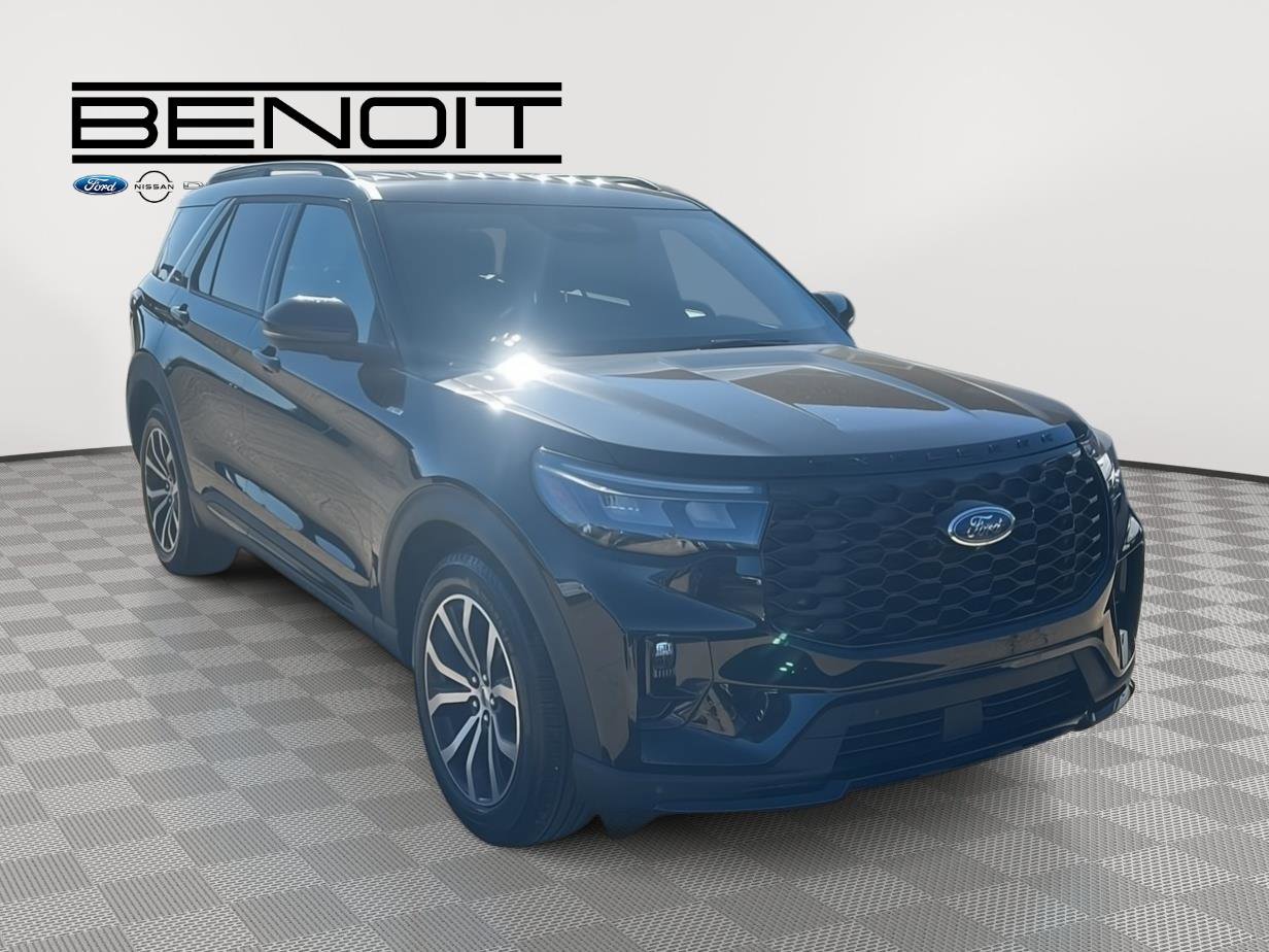 New 2026 Ford Explorer ST-Line image 3