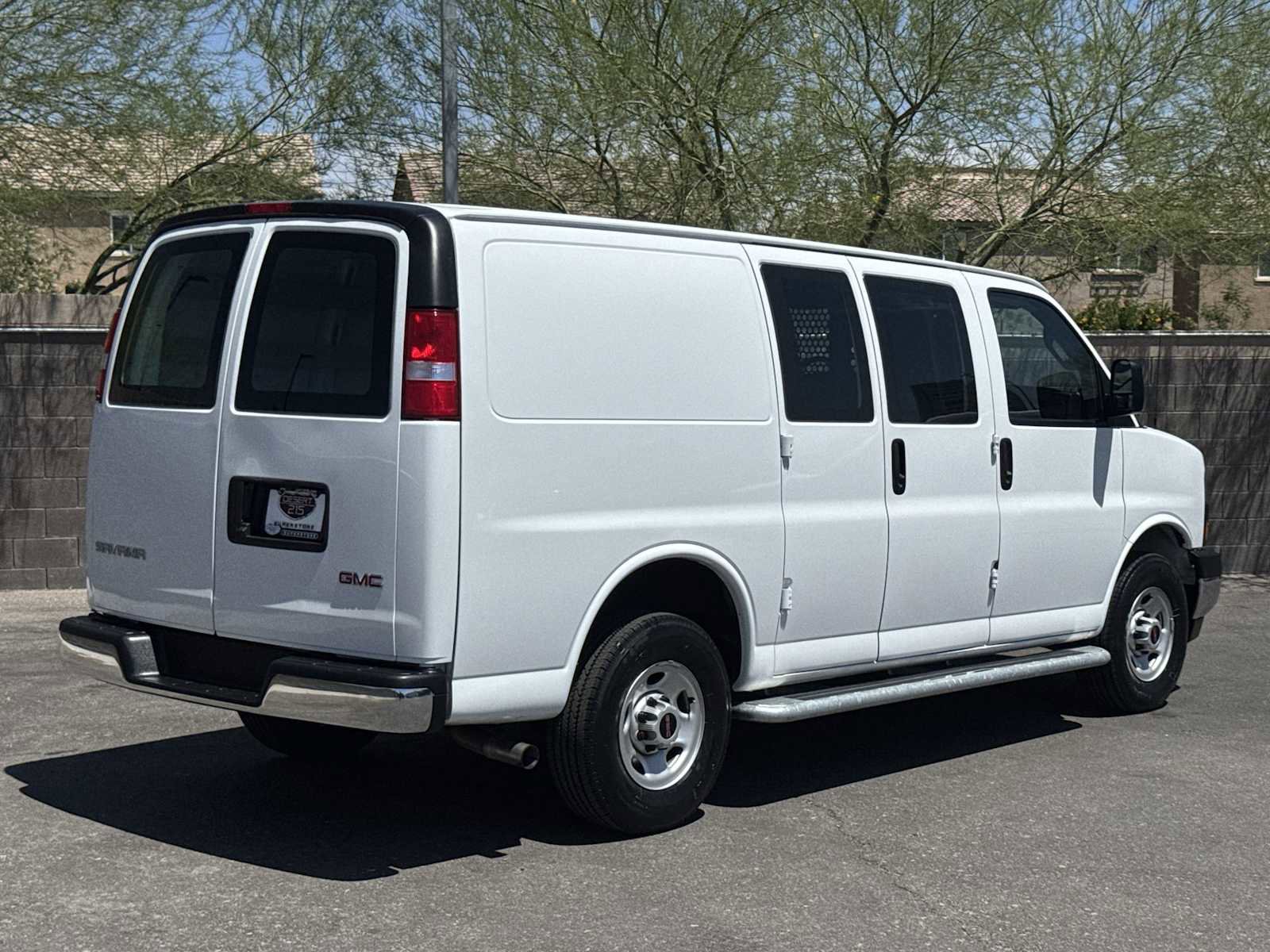 Used 2024 GMC Savana 2500 w/ Driver Convenience Package RWD image 8