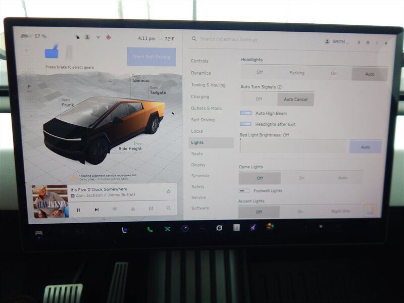 Used 2024 Tesla Cybertruck AWD Crew Cab image 37