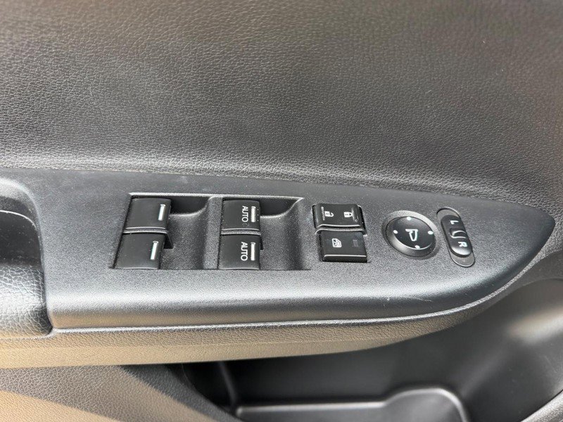 Used 2015 Honda Accord EX-L image 18
