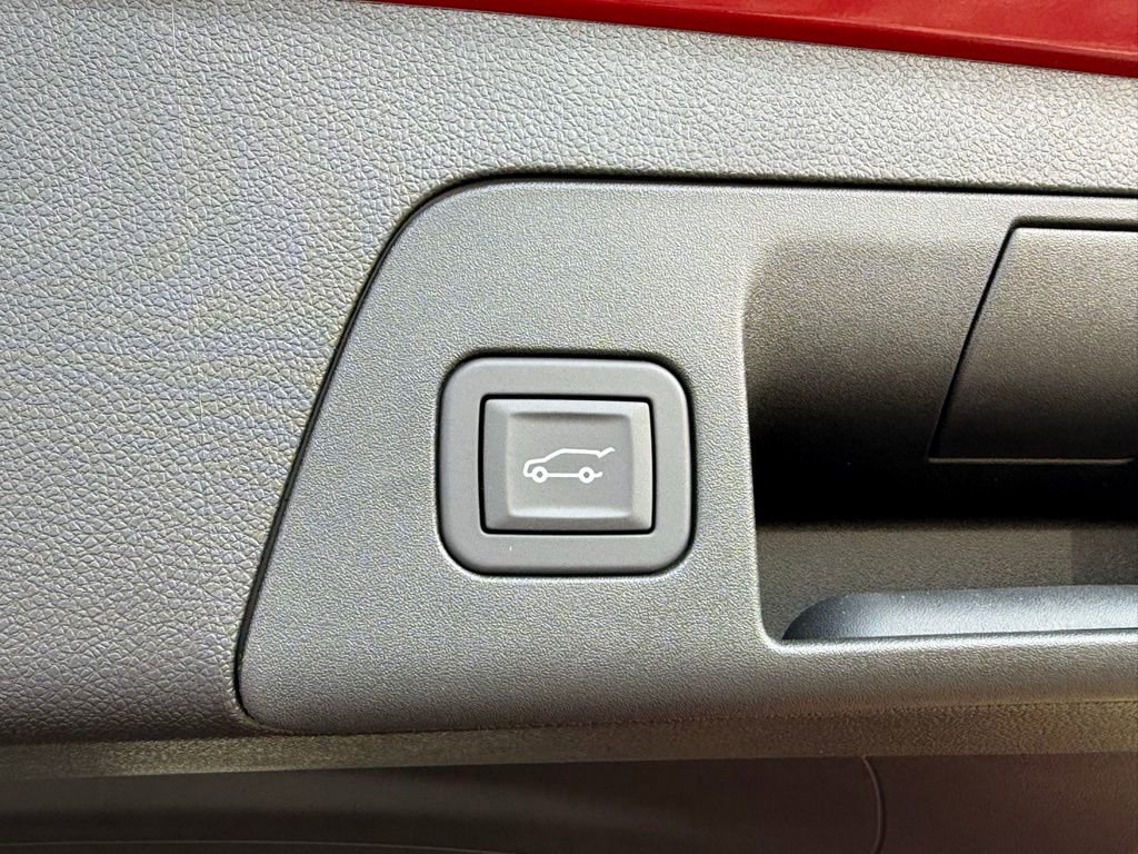 New 2025 Buick Envision Sport Touring image 12