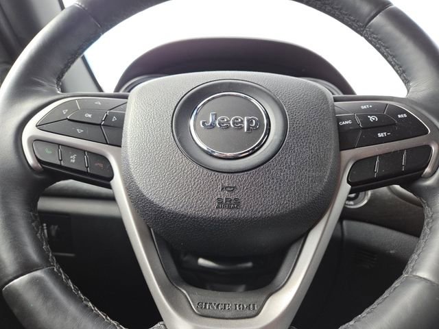 Used 2018 Jeep Grand Cherokee Laredo image 32