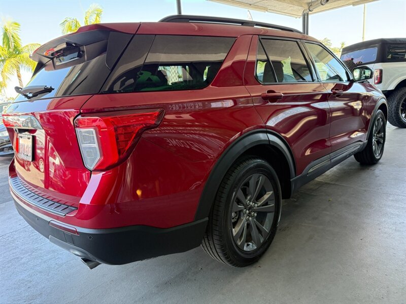 Used 2021 Ford Explorer XLT w/ Equipment Group 202A RWD image 10