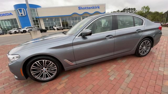 Used 2019 BMW 530i w/ Convenience Package RWD image 6