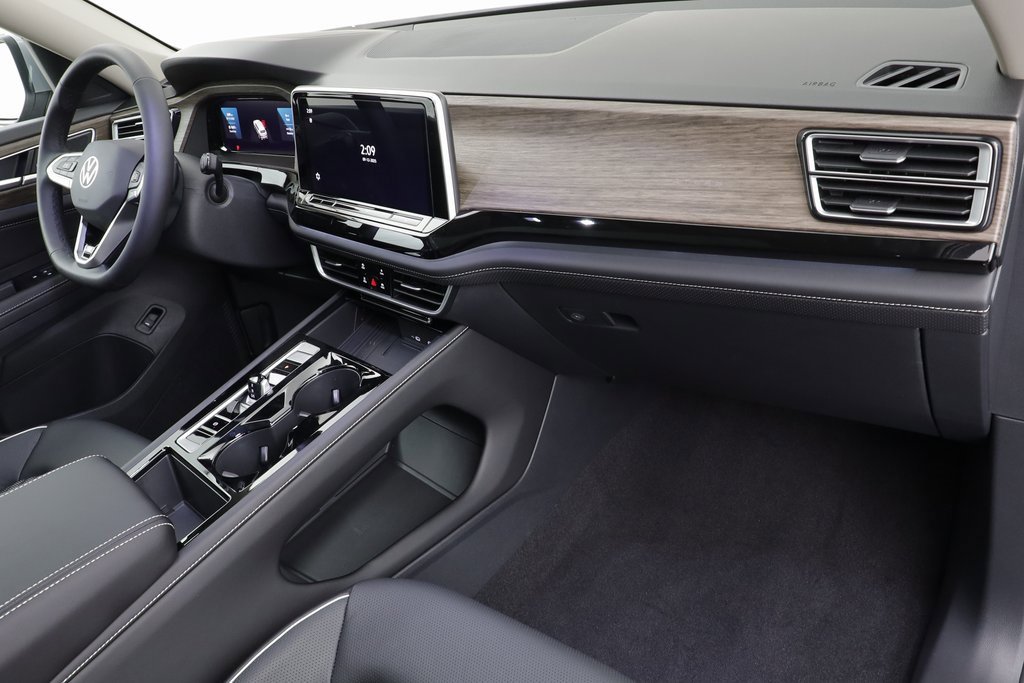 New 2026 Volkswagen Atlas SEL Premium R-Line image 21